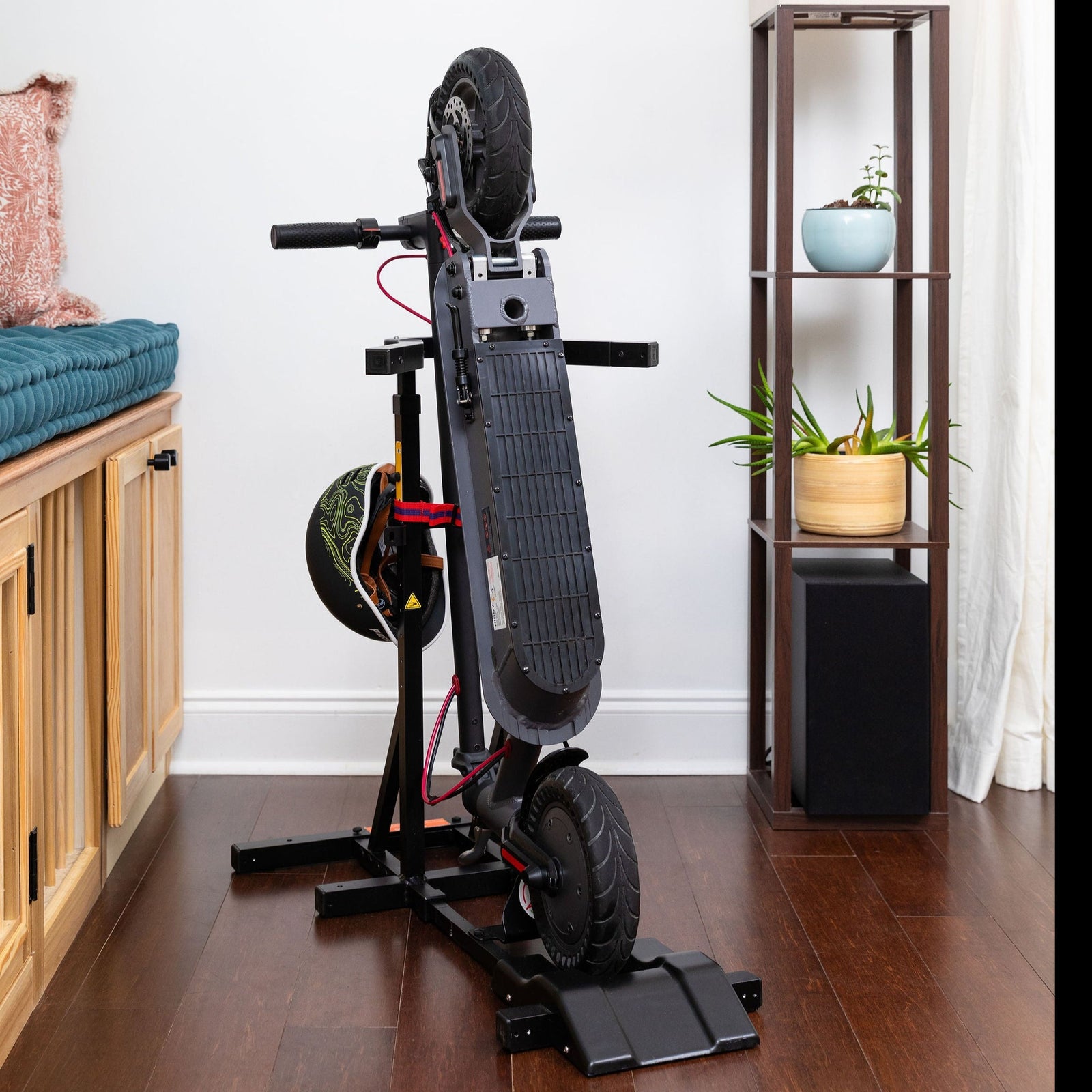 The Meerkat Scooter Stand